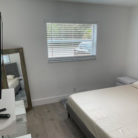 Cozy New Renovated Apartment Fort Lauderdale Buitenkant foto